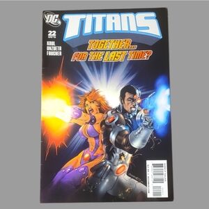 DC Titans Comic Book